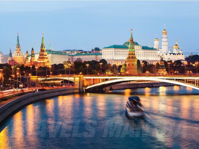 Night-Cruise-Along-Moscow-River.jpg_web
