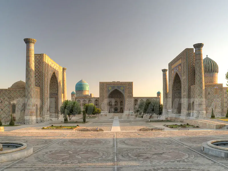 Registan-Square_web