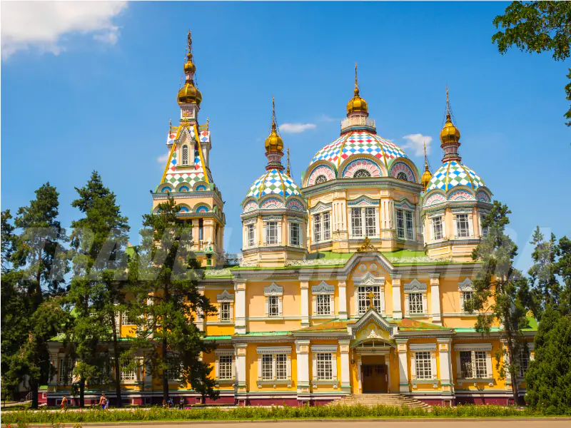 Zenkov-cathedral-Travels-Mantra_web